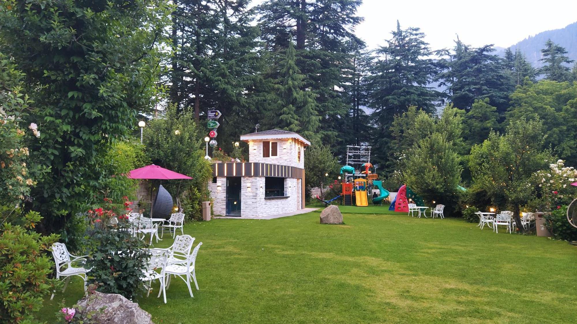 The Orchard Greens Manāli Exterior foto